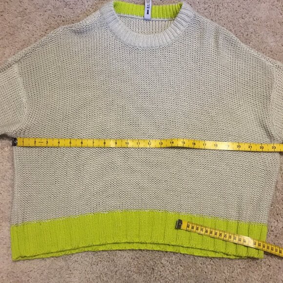 Design Lab Grey and Acid Yellow Slouchy Knit Sweater - Picture 10 of 13